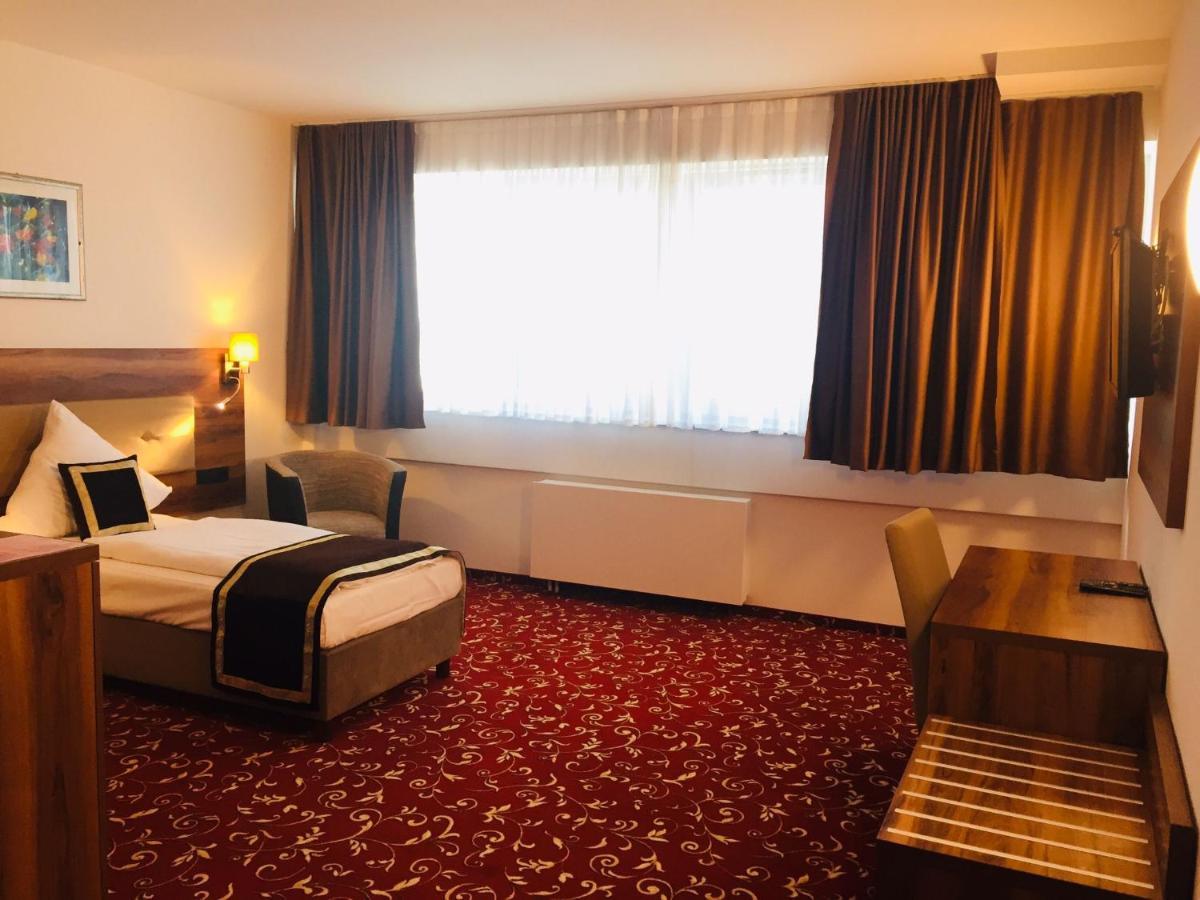 Hotel Luna Offenbach am Main Exterior foto